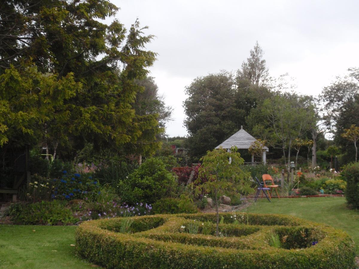 Folster Gardens Bed And Breakfast Invercargill Buitenkant foto