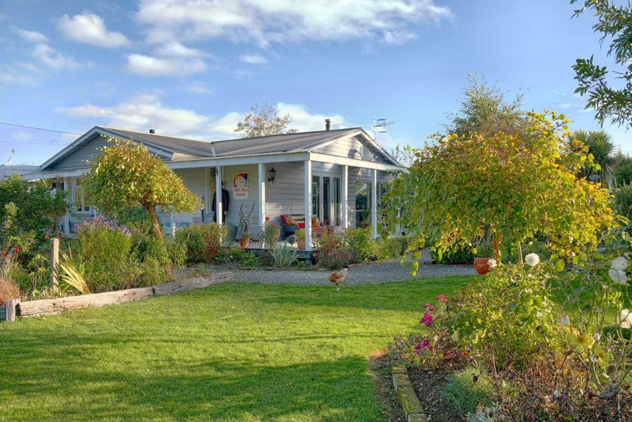 Folster Gardens Bed And Breakfast Invercargill Buitenkant foto